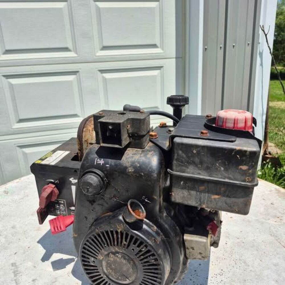 Tecumseh 5 HP Snowblower Engine – Complete – Untested – MTD Yard Machines